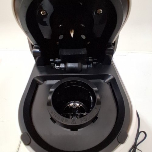 KEURIG K-SLIM SINGLE SERVE COFFEE MAKER - WHITE (MODEL: K900) image 6