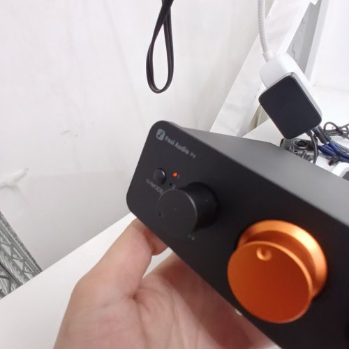 FOSI AUDIO MINI PREAMPLIFIER WITH 3 RCA INPUTS & BASS AND TREBBLE CONTROL - ADJUSTABLE GAIN 3/6/9DB - BLACK (MODEL: P4) image 2