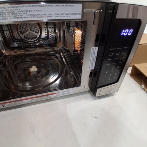 FRIGIDAIRE 3-IN-1 STAINLESS STEEL MICROWAVE/AIR FRYER/CONVECTION - 1.1CU.FT - 1000W - 23.3" X 19.1" X 12.4" - STAINLESS STEEL/BLACK (MODEL: EMW1220-B) image 5