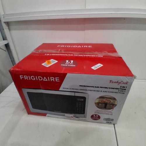 FRIGIDAIRE 3-IN-1 STAINLESS STEEL MICROWAVE/AIR FRYER/CONVECTION - 1.1CU.FT - 1000W - 23.3" X 19.1" X 12.4" - STAINLESS STEEL/BLACK (MODEL: EMW1220-B) image 4