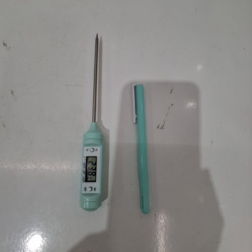 MISUTA DIGITAL KITCHEN THERMOMETER - 50°C TO 300°C / -58°F TO 572°F - MINT GREEN image 3