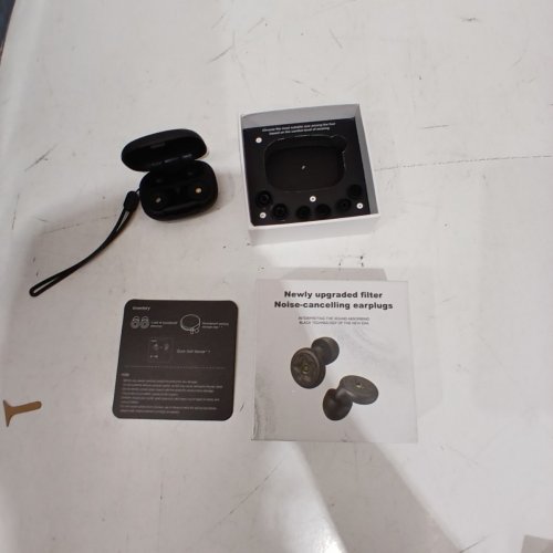 LIGHTWEIGHT, PORTABLE, NOISE REDUCTION EARPLUGS - BLACK (MODEL: MXQ-012) image 3