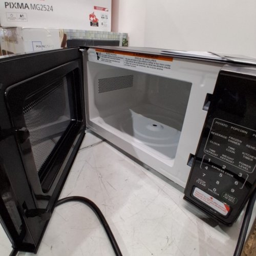MAINSTAYS COUNTERTOP MICROWAVE OVEN - 0.7 CU FT - 700W - BLACK (MODEL: MSCMVB07BK-L2) image 5
