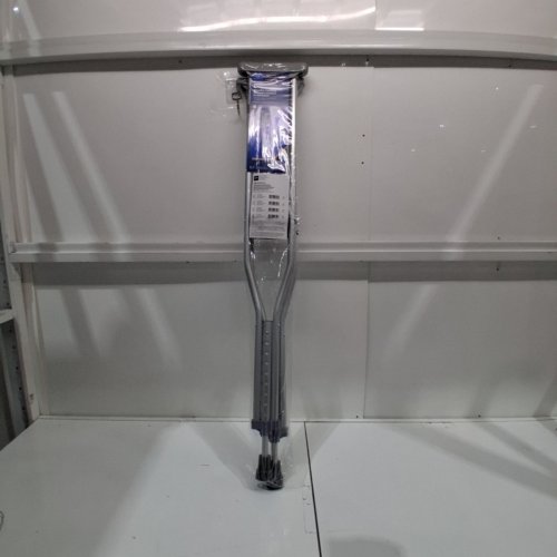 MEDLINE GUARDIAN PAIR OF ALUMINUM CRUTCHES - ADULT - FITS 5'2" TO 5'10" - SILVER/GREY(MODEL: 56035) image 2