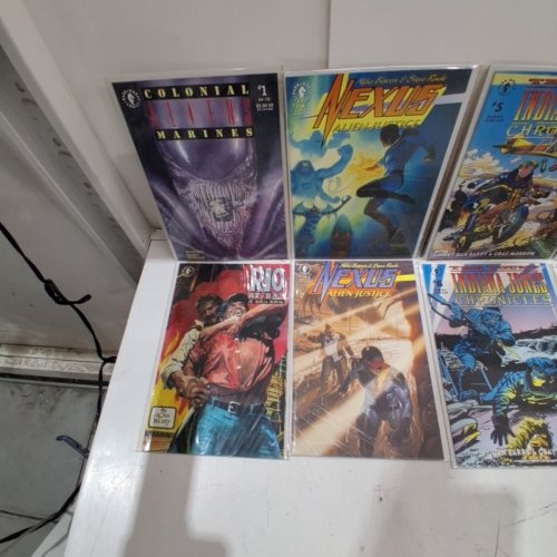10 ASSTD DARK HORSE COMIC BOOKS - VARIOUS AUTHORS image 3
