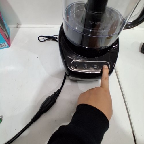 BLACK+DECKER FOOD PROCESSOR MUTLIFUNCTIONAL AND DISHWASHER SAFE 3-IN-1 8-CUPS -BLACK (MODEL:FP4200) image 2