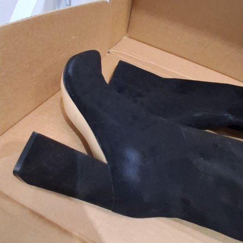 WOMEN'S MARC FISHER CHALLI KNEE HIGH BOOTS - SIZE 7 - BLACK SUEDE (MODEL: MLCHALLI BLACK 001) image 4