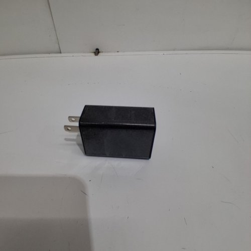 PREMIUM 3 PORT USB FAST CHARGER WALL BLOCK - 65W - BLACK image 3