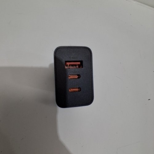 PREMIUM 3 PORT USB FAST CHARGER WALL BLOCK - 65W - BLACK image 4