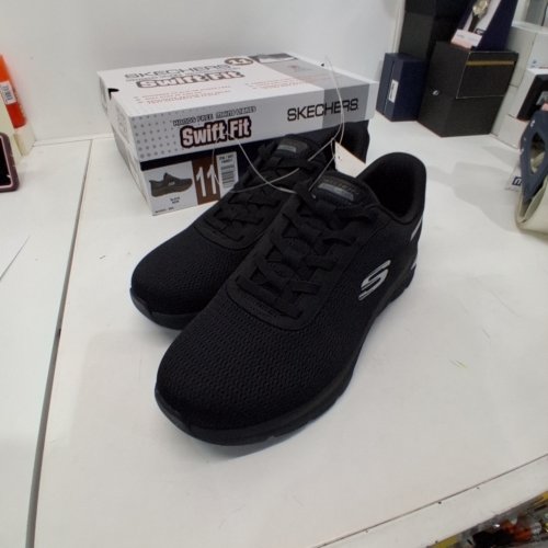 MEN'S SKECHERS SWIFT FIT SHOES - SIZE 11 - BLACK ( STYLE: 1998911) image 2