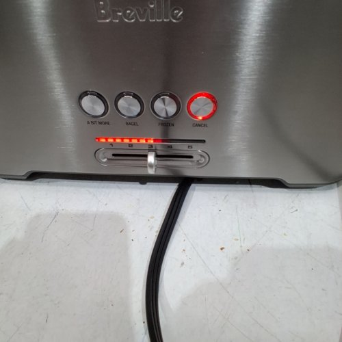 BREVILLE THE A BIT MORE 4-SLICE LONG SLOT TOASTER - BRUSHED STAINLESS STEEL (MODEL: BTA730XL/A) image 2