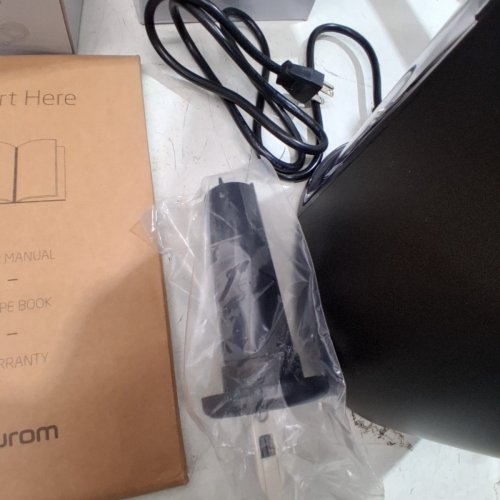HUROM COLD PRESS JUICER MACHINE- MATTE BLACK (MODEL: H400) image 6