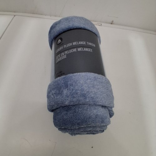 MAINSTAYS LUXURY PLUSH MELANGE THROW - BLUE image 2