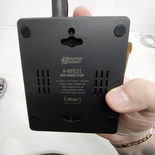 SUPER DANNY USB 8-OUTLET POWER STRIP - 110 V-240 V, 1250W/10A, USB 5 V/2.4A - BLACK (MODEL: SDCP04) image 3