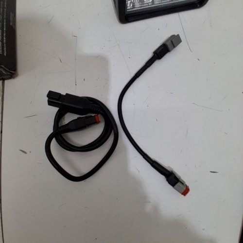 TIGER LIGHTS LED SIDE WORK LIGHT WITH SWIVEL MOUNT - 40W / 3,600 LM - BLACK (MODEL: TL3090) image 6