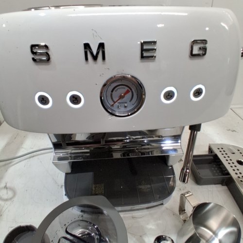 SMEG 50S RETRO STYLE SEMI-AUTOMATIC ESPRESSO COFFEE MACHINE - 14" X 14" X 18" - 120 V 1350W - WHITE (MODEL: EGF03WHUS) image 2