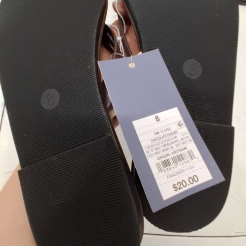 WOMENS UNIVERSAL THREADS SANDALS MEMORY FOAM FLIP FLOPS - SIZE 8 - BROWN image 3
