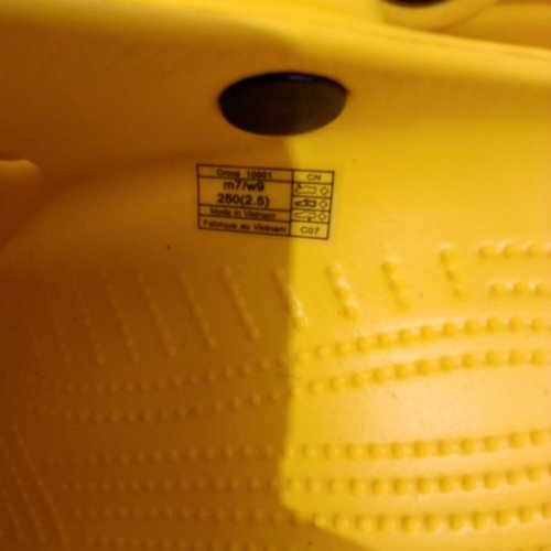 UNISEX CROCS - MENS 7 WOMENS 9 - YELLOW (MODEL: 10001) image 3