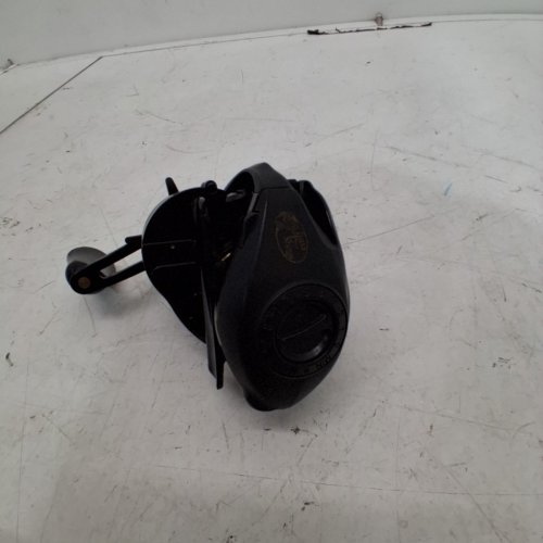 BPS MEGACAST BAIT CASTER REEL - 6:6:1 RATIO RIGHT HANDLED - BLACK (MODEL: MGT10HA) image 3