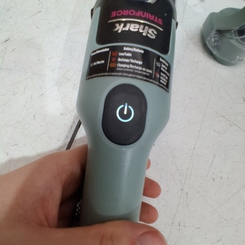 SHARK STAINFORCE CORDLESS SPOT CLEANER INDOOR/OUTDOOR, CARPETS, UPHOLSTERY, CAR SEATS & STAIRS - (MODEL: HX101C ) image 2