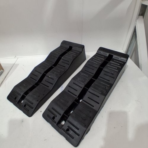 2PK 3-LEVEL RV LEVELING RAMPS - 11,000LBS MAX/22" X 5" - BLACK image 2