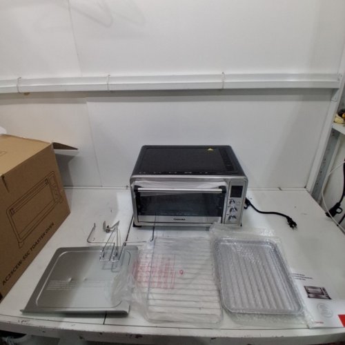 TOSHIBA MULTI-FUNCTION DIGITAL CONVECTION TOASTER OVEN - STAINLESS STEEL (MODEL: AC25CEW-SSC) image 6