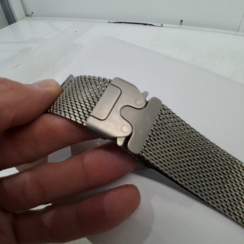 APPLE WATCH TITANIUM MILANESE LOOP WATCH BAND - 49MM - TITANIUM image 3