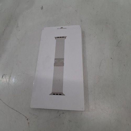 APPLE WATCH TITANIUM MILANESE LOOP WATCH BAND - 49MM - TITANIUM image 4