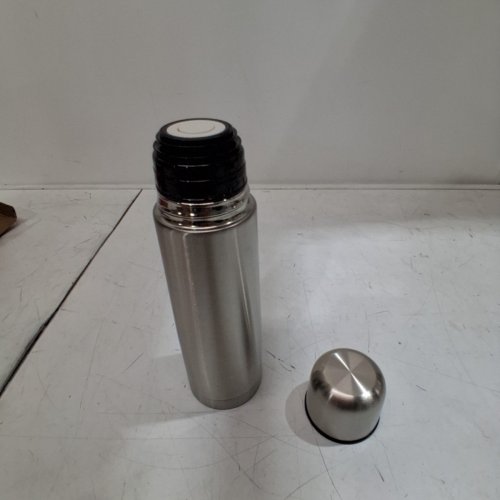 HIGH GRADE VACUUM FLASK - STAINLESS STEEL- 0.5 L - SILVER image 3