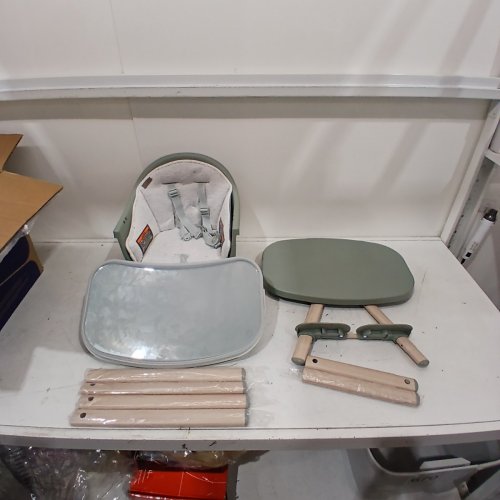 MAXI-COSI MOA 8-IN-1 HIGHCHAIR - 50LBS CAPACITY - CLASSIC GREEN (MODEL: 03145CHBGA) image 3