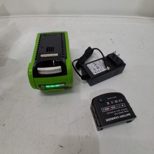 2PC LITHIUM BATTERY PACK AND CHARGER - 6000 MAH, 40 V - GREEN AND BLACK (MODEL: GRW-40-VA) image 2