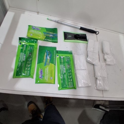 SWIFFER PRO SWEEP + MOP STARTER KIT WITH DRY SWEEPING & WET MOPPING CLOTHS - GREEN/BLACK (MODEL: 2842580) image 3