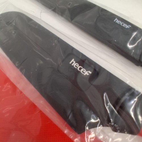 3PC HECEF KITCHEN KNIFE SET WITH CUTTING BOARD - RED AND BLACK image 3
