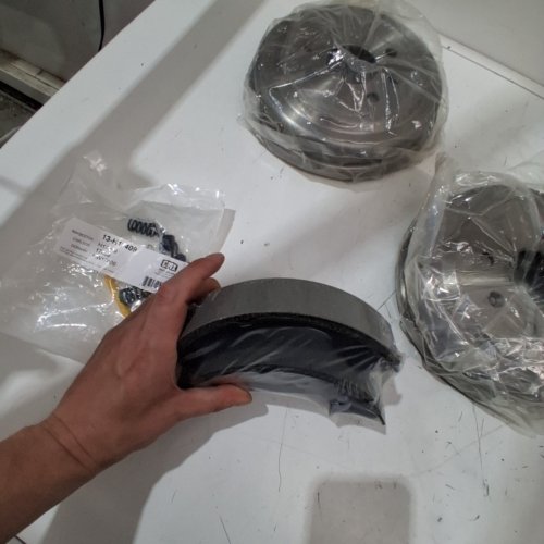 TRANSIT WAREHOUSE BRAKE DRUMS AND SHOES - FITS VARIOUS MAKES AND MODELS - REAR (PART#: 8-9781 (DRUMS) AND NB-814B (SHOES)) image 6