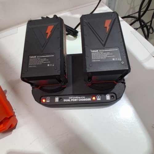 VOLTASK CORDLESS CORDLESS SNOW BLOWER WITH 2 BATTERIES & CHARGER - 16" - 48V - BLACK/ORANGE (MODEL: CSS004-160OR-CAVK/CSS004-160) image 2