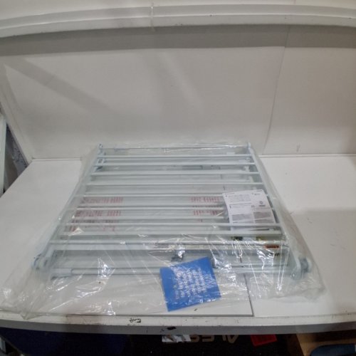 REGALO FLEXI EXTRA WIDE METAL WALK THROUGH SAFETY GATE - WHITE (28" TO 76") (MODEL:1175 DS) image 2