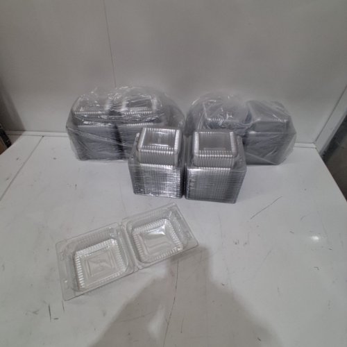 300 CLAMSHELL PLASTIC FOOD CONTAINERS - CLEAR image 2