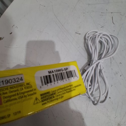SCOSCHE USB-A TO MICRO USB CHARGE AND SYNC CABLE - 10FT - WHITE / GREY image 3