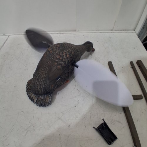 MOJO OUTDOORS ELITE SERIES PINTAIL BATTERY POWERED DECOY (MODEL: ‎HW2471-3P) image 2