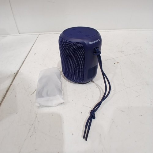 NOTABRICK BLUETOOTH SPEAKER WITH STEREO BASS - 15 HOUR LISTENING TIME - 15W 4.5" X 3.5" - BLUE (MODEL: KI) image 3