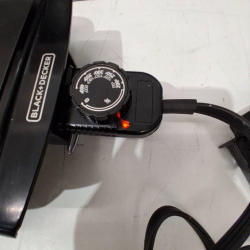 BLACK & DECKER ELECTRIC GRIDDLE - BLACK (MODEL: GD1810BC) image 2