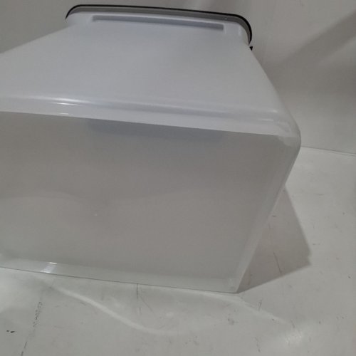 IRIS USA AIRTIGHT DOG FOOD STORAGE WITH ROLLING WHEELS & INCLUDED SCOOP - 58LBS CAP - CLEAR/GREY/BLACK (MODEL: 500389) image 3