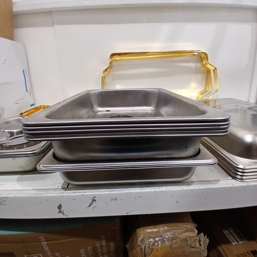 16PC STAINLESS STEEL CATERING BUFFET SERVING SET WITH WARMERS AND TONGS - 8 QT, 4 QT, 1 QT - SILVER/GOLD (MODEL: HZ-433B) image 4