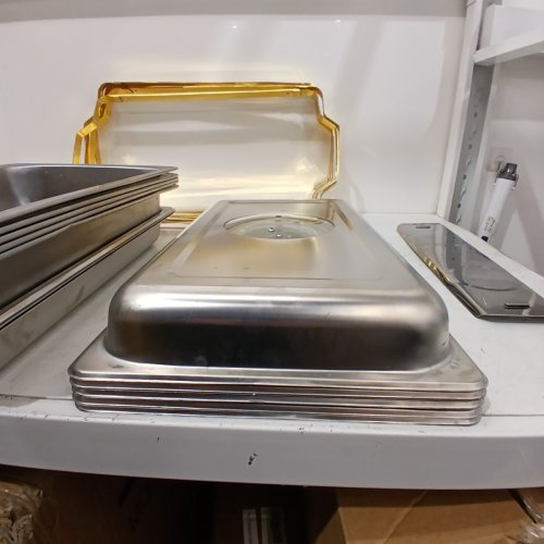 16PC STAINLESS STEEL CATERING BUFFET SERVING SET WITH WARMERS AND TONGS - 8 QT, 4 QT, 1 QT - SILVER/GOLD (MODEL: HZ-433B) image 5