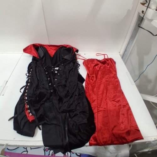 2PC WOMEN'S CALIFORNIA COSTUMES BLOODTHIRSTY VIXEN - MEDIUM - BLACK/RED (STYLE: 01451) image 2