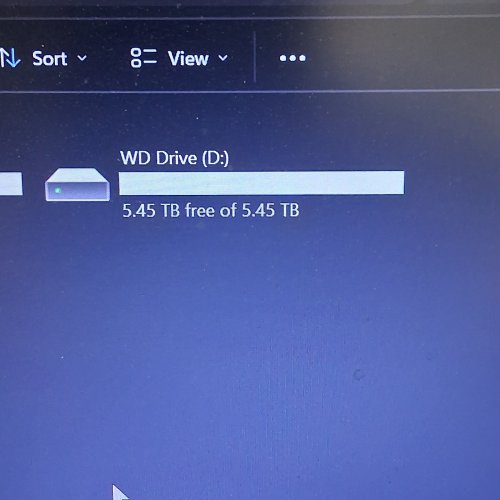 WESTERN DIGITAL MY PASSPORT EXTERNAL PORTABLE HARD DRIVE - 6TB - BLUE (MODEL: WDBRBU0060BBL-WEWM) image 3