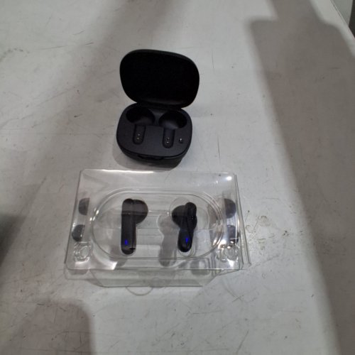 JBL BY HARMAN 2 TRUE WIRELESS NOISE CANCELLING IN EAR HEADPHONES WITH 48 HOUR PLAYBACK TIME - BLACK (MODEL: JBLVBEAM2BLKAM) image 6