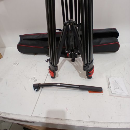 NEEWER PRO VIDEO HEAVY DUTY ALUMINUM TRIPOD FOR CAMERA - 74" - BLACK/RED - (MODEL: TP37) image 3