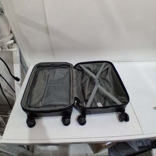 AMAZON BASICS HARDSIDE CARRY-ON LUGGAGE - 21" - BLACK image 3
