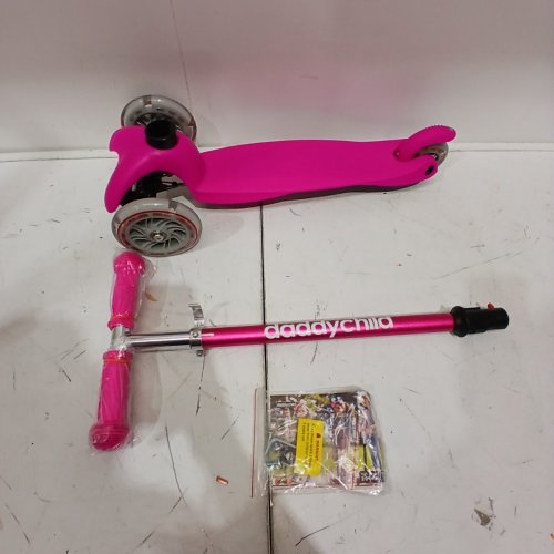 TODDLERS DADDY CHILD 3 WHEEL SCOOTER WITH ADJUSTABLE HANDLE BAR HEIGHT - AGE 3-6, 110LBS MAX - PINK - (MODEL: S909G) image 2